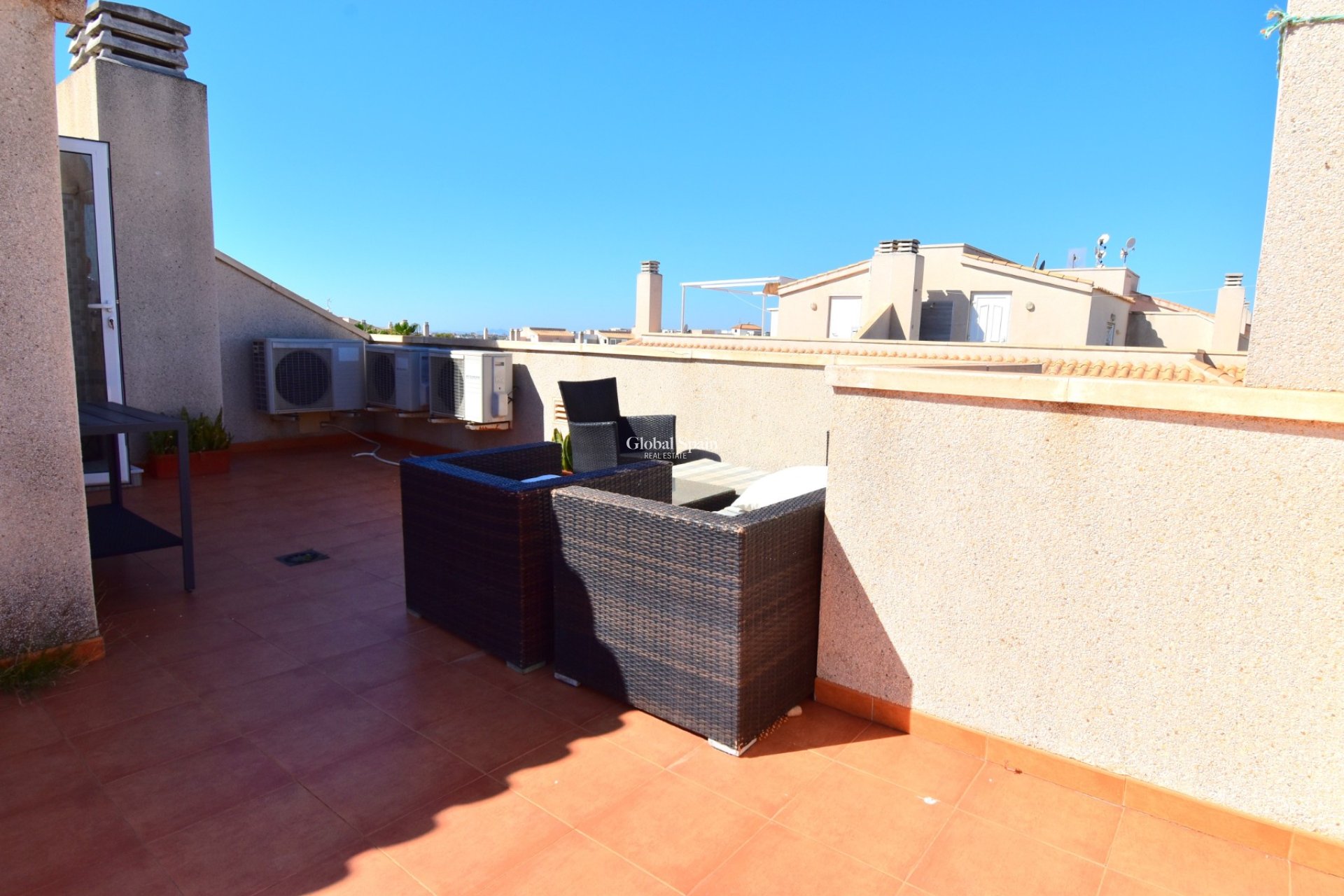 Wederverkoop - HUIS -
Orihuela Costa - Playa Flamenca