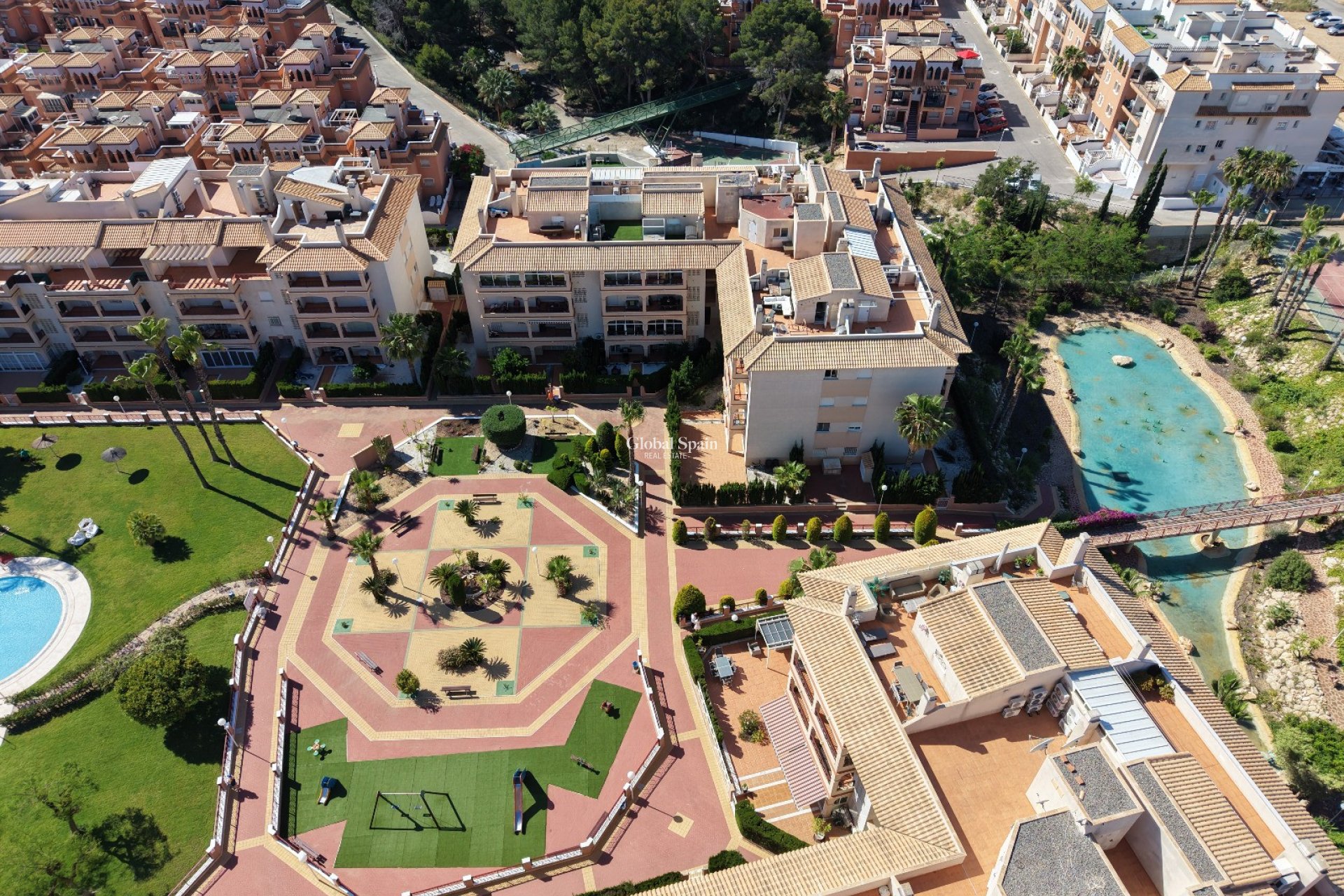Wederverkoop - HUIS -
Orihuela Costa - Playa Flamenca