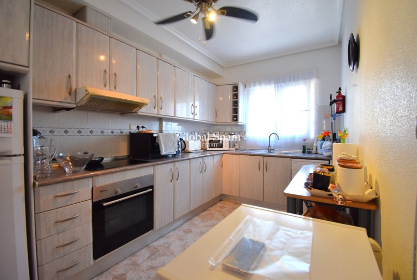 Wederverkoop - HUIS -
Orihuela Costa - Playa Flamenca