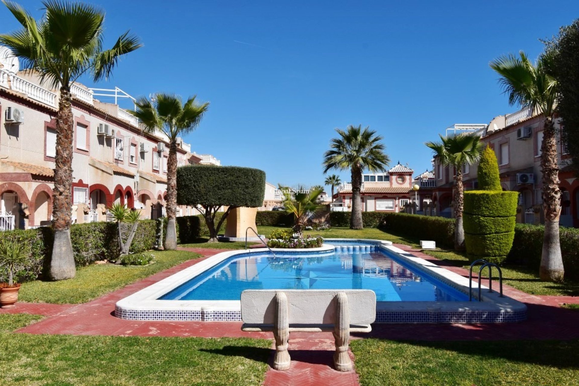 Wederverkoop - HUIS -
Orihuela Costa - Playa Flamenca