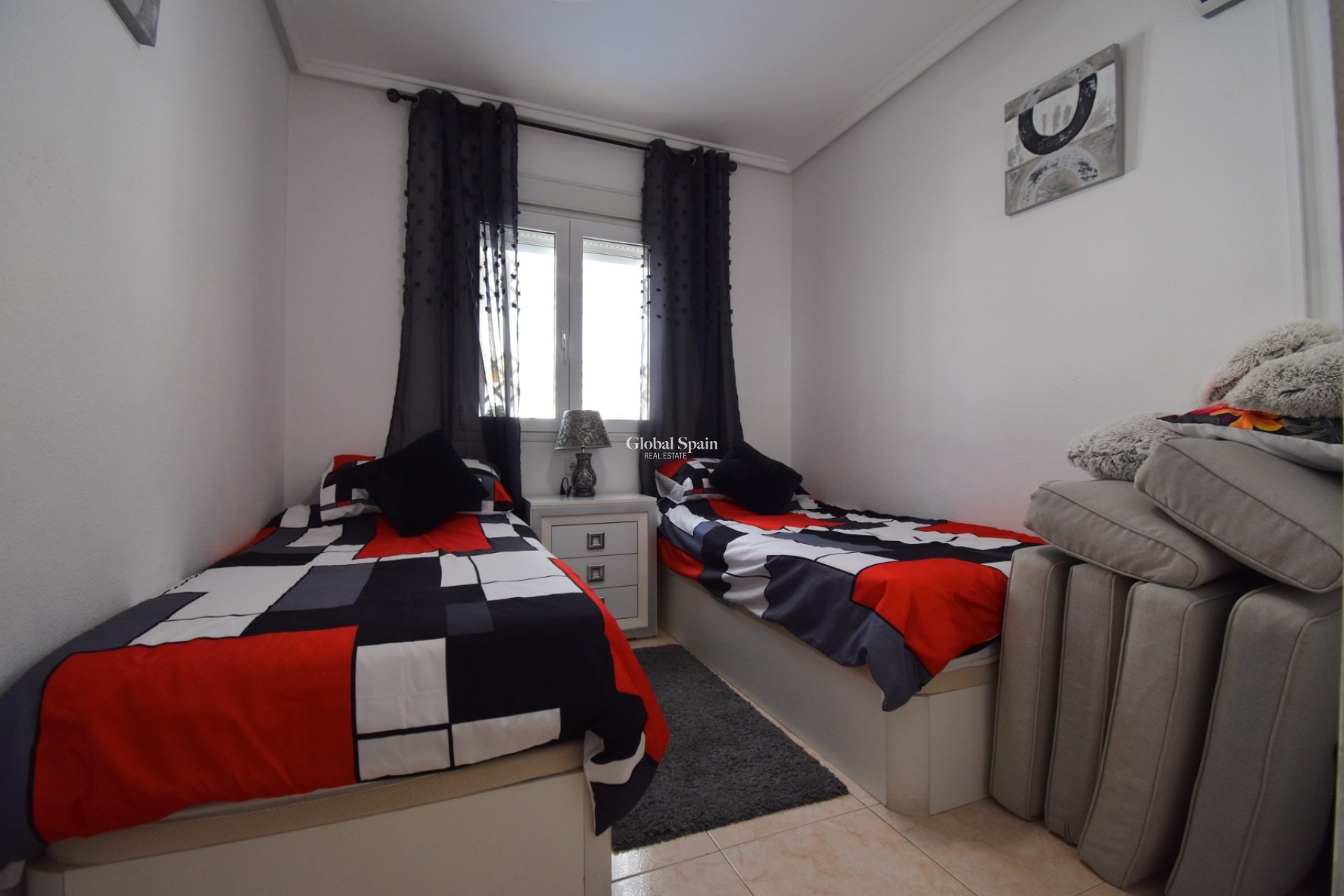 Wederverkoop - HUIS -
Orihuela Costa - Playa Flamenca