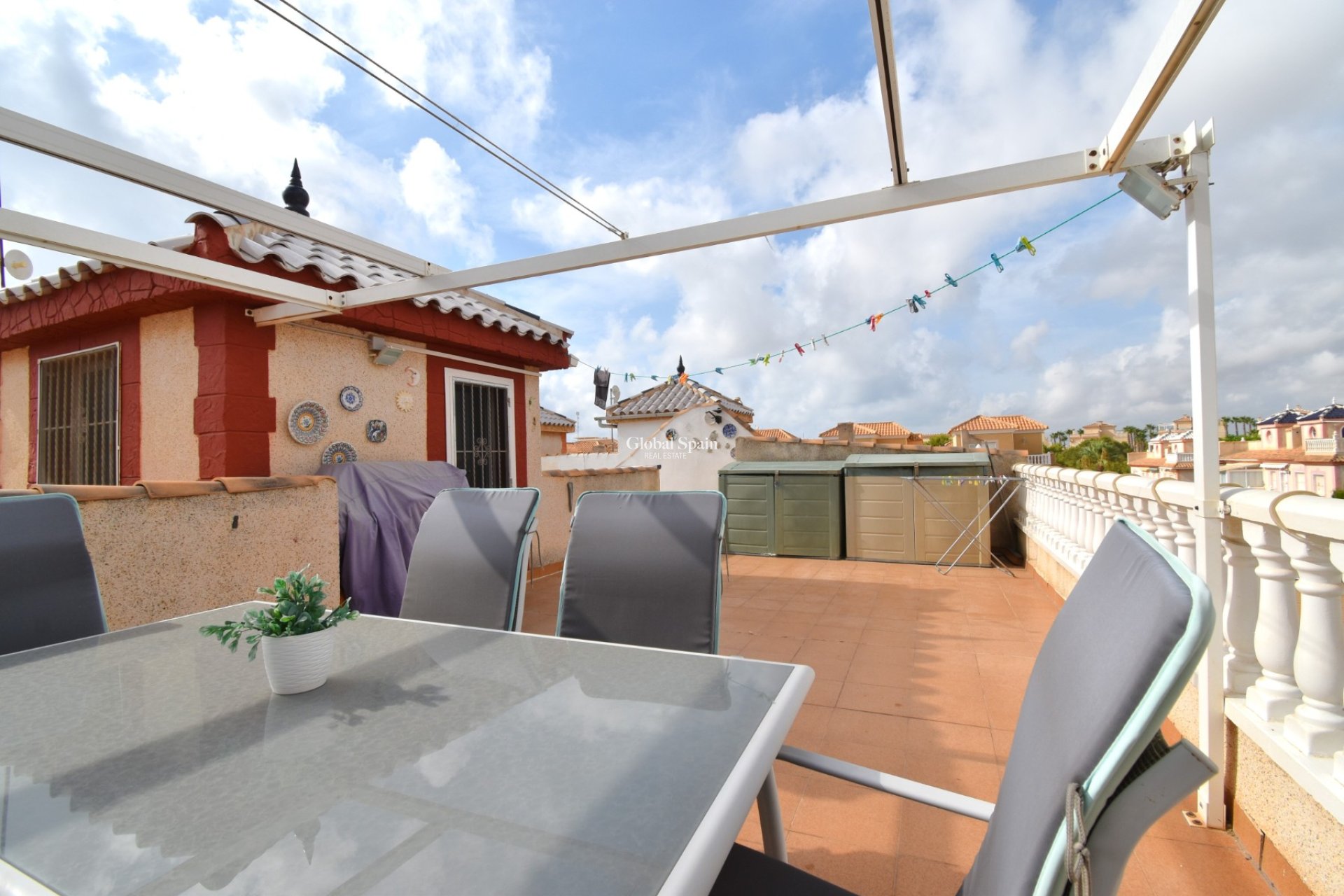 Wederverkoop - HUIS -
Orihuela Costa - Playa Flamenca