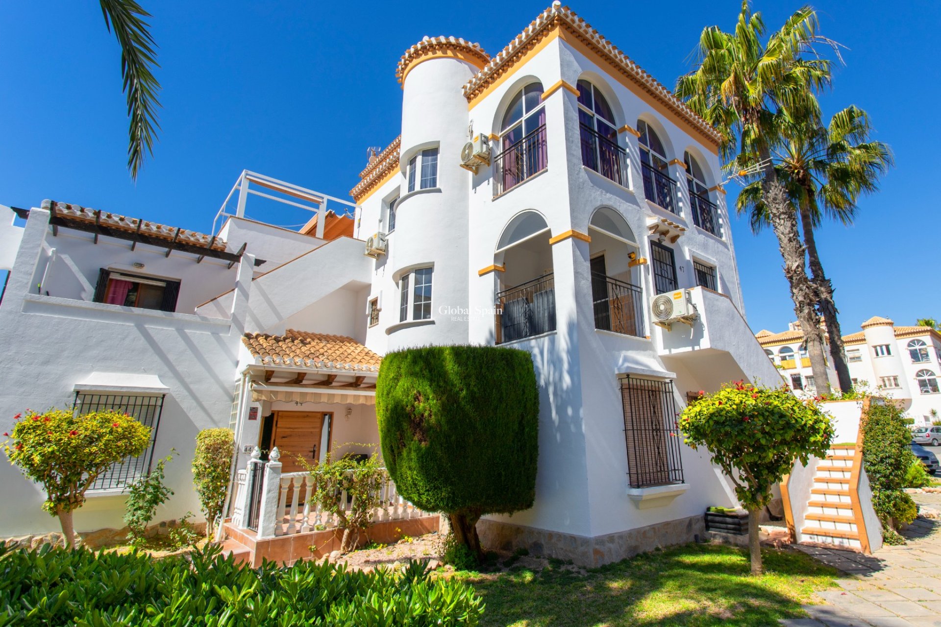 Wederverkoop - HUIS -
ORIHUELA COSTA - Playa Flamenca