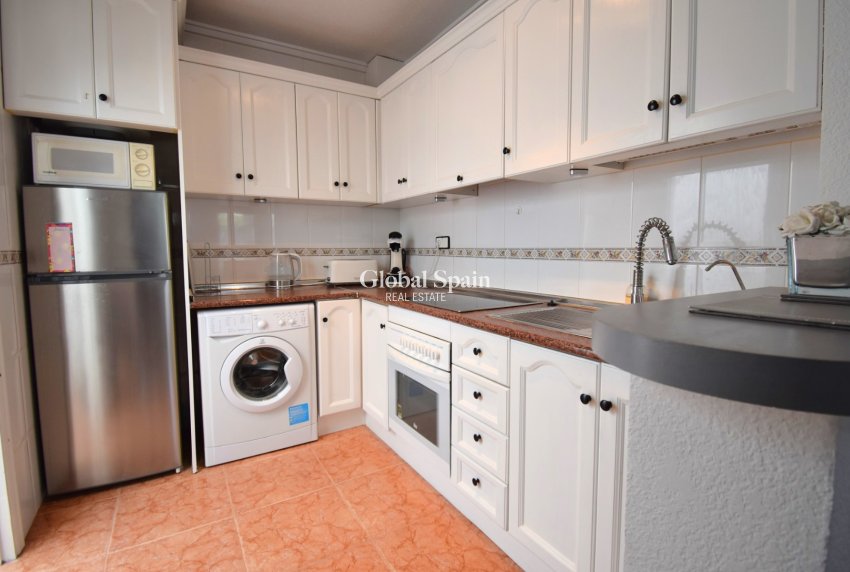 Wederverkoop - HUIS -
ORIHUELA COSTA - Playa Flamenca