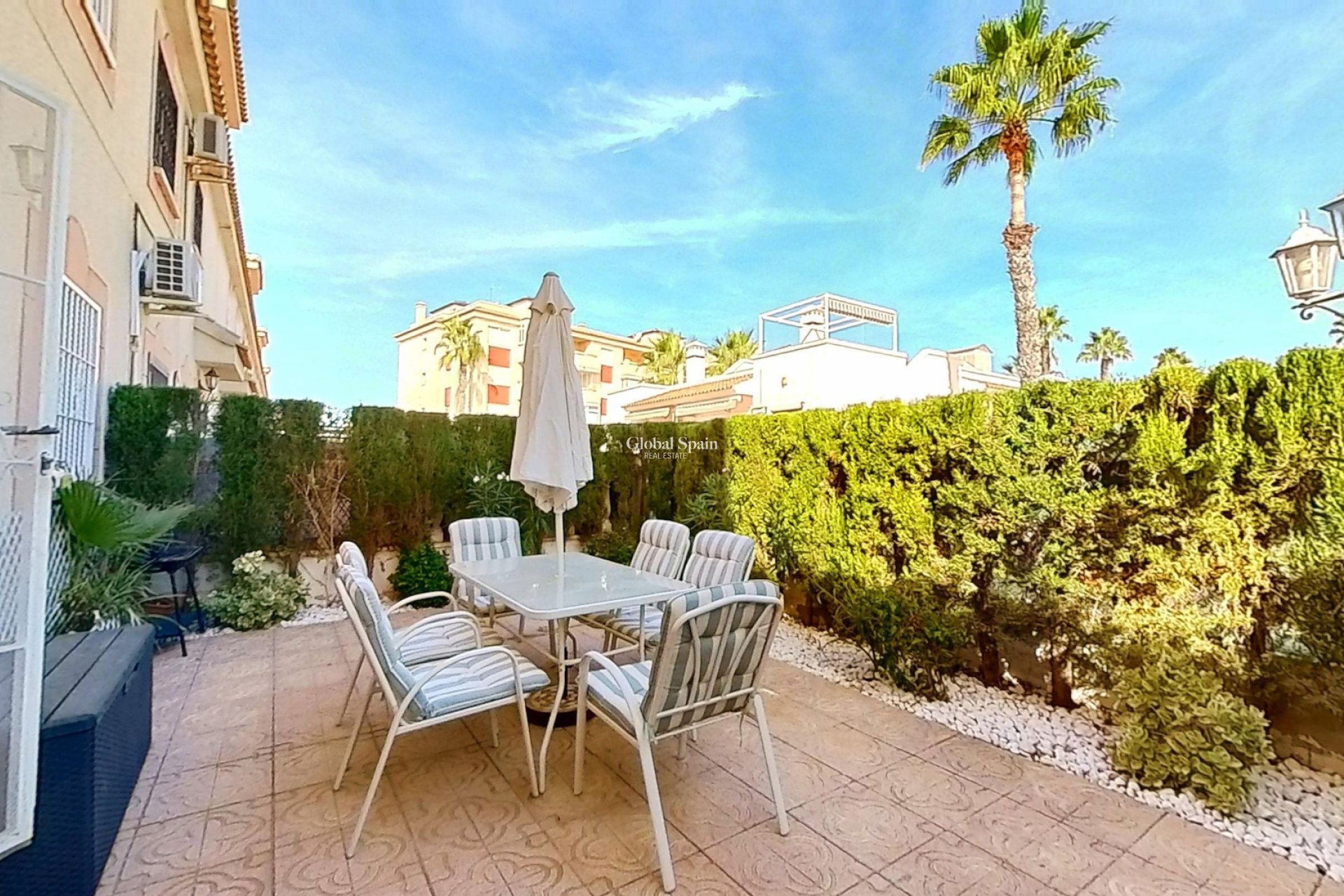 Wederverkoop - Huis -
ORIHUELA COSTA - Playa Flamenca