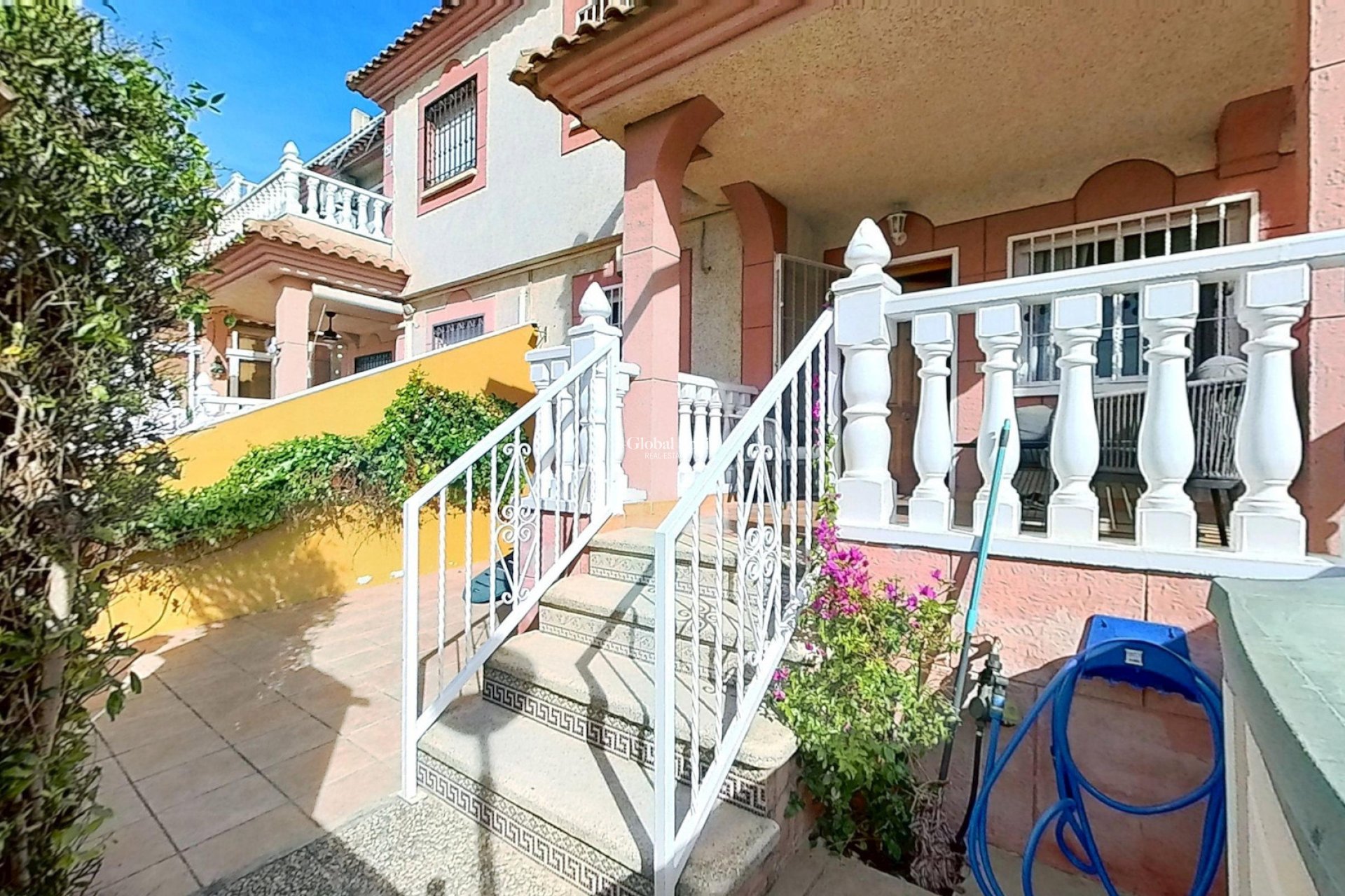 Wederverkoop - Huis -
ORIHUELA COSTA - Playa Flamenca