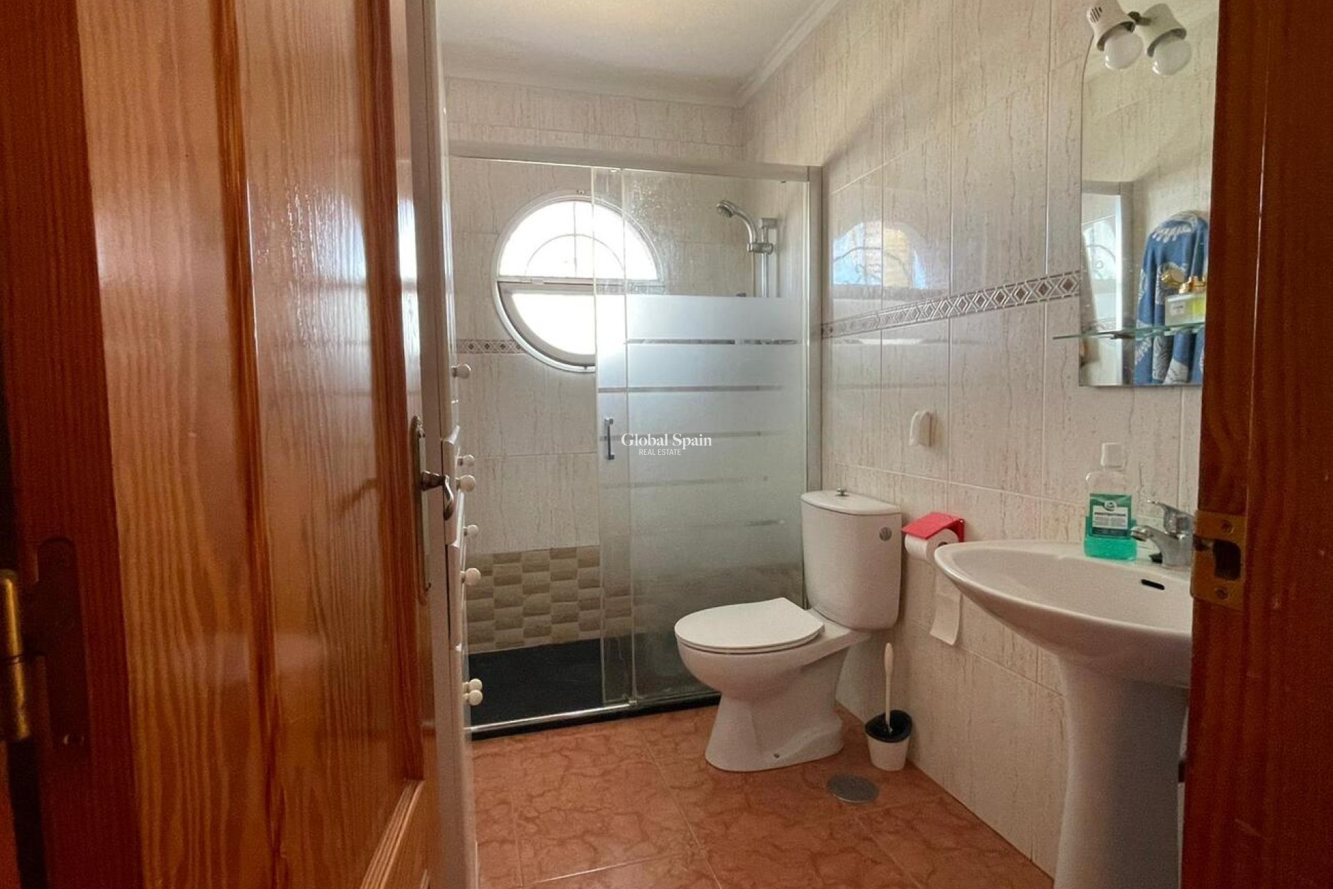 Wederverkoop - HUIS -
ORIHUELA COSTA - Punta Prima