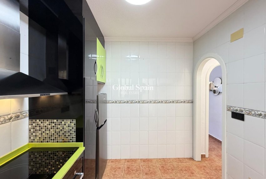 Wederverkoop - HUIS -
ORIHUELA COSTA - Rocio Del Mar