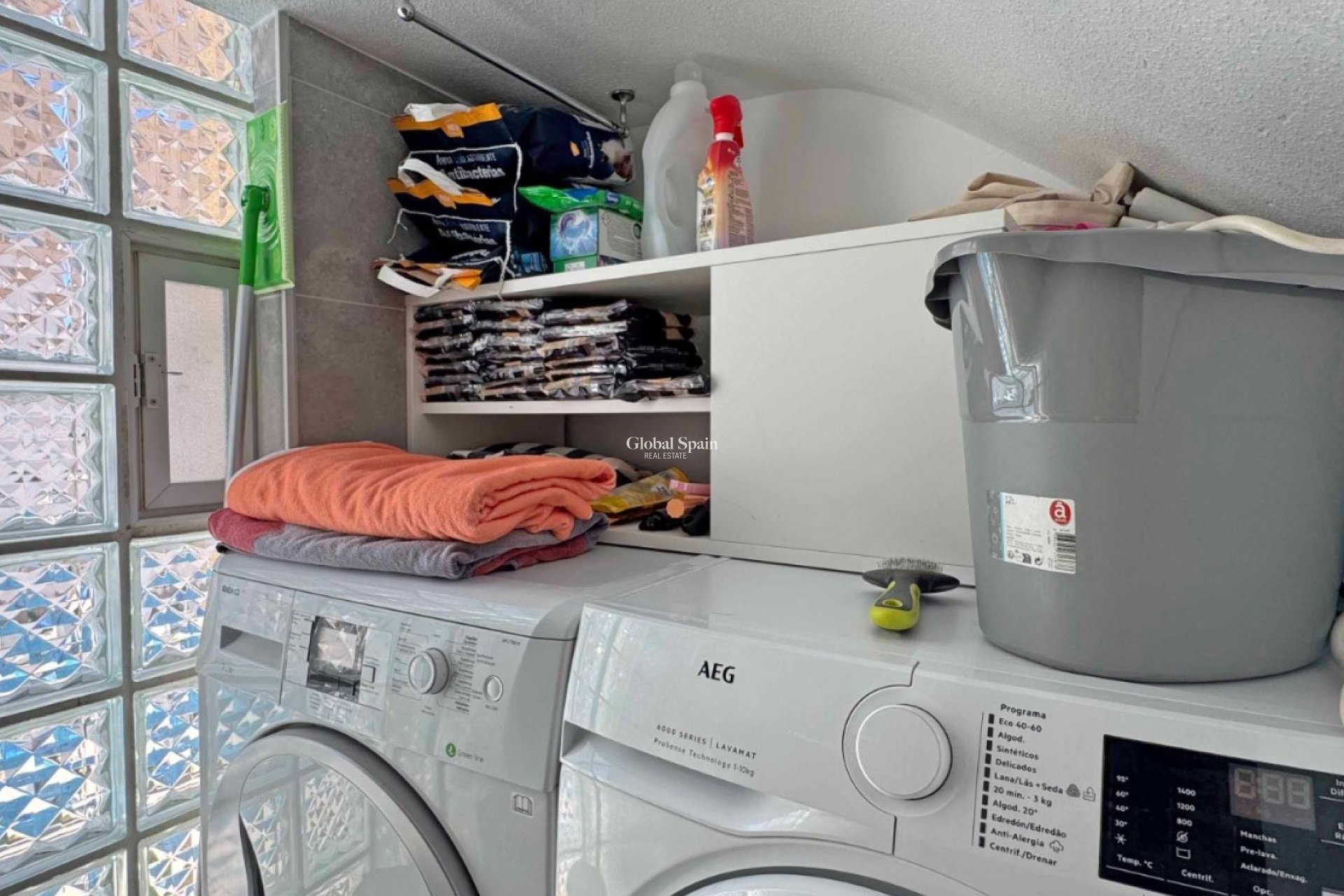 Wederverkoop - HUIS -
ORIHUELA COSTA - VILLAMARTÍN