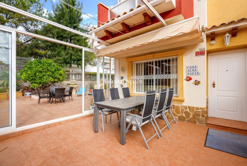 Wederverkoop - HUIS -
ORIHUELA COSTA - VILLAMARTÍN