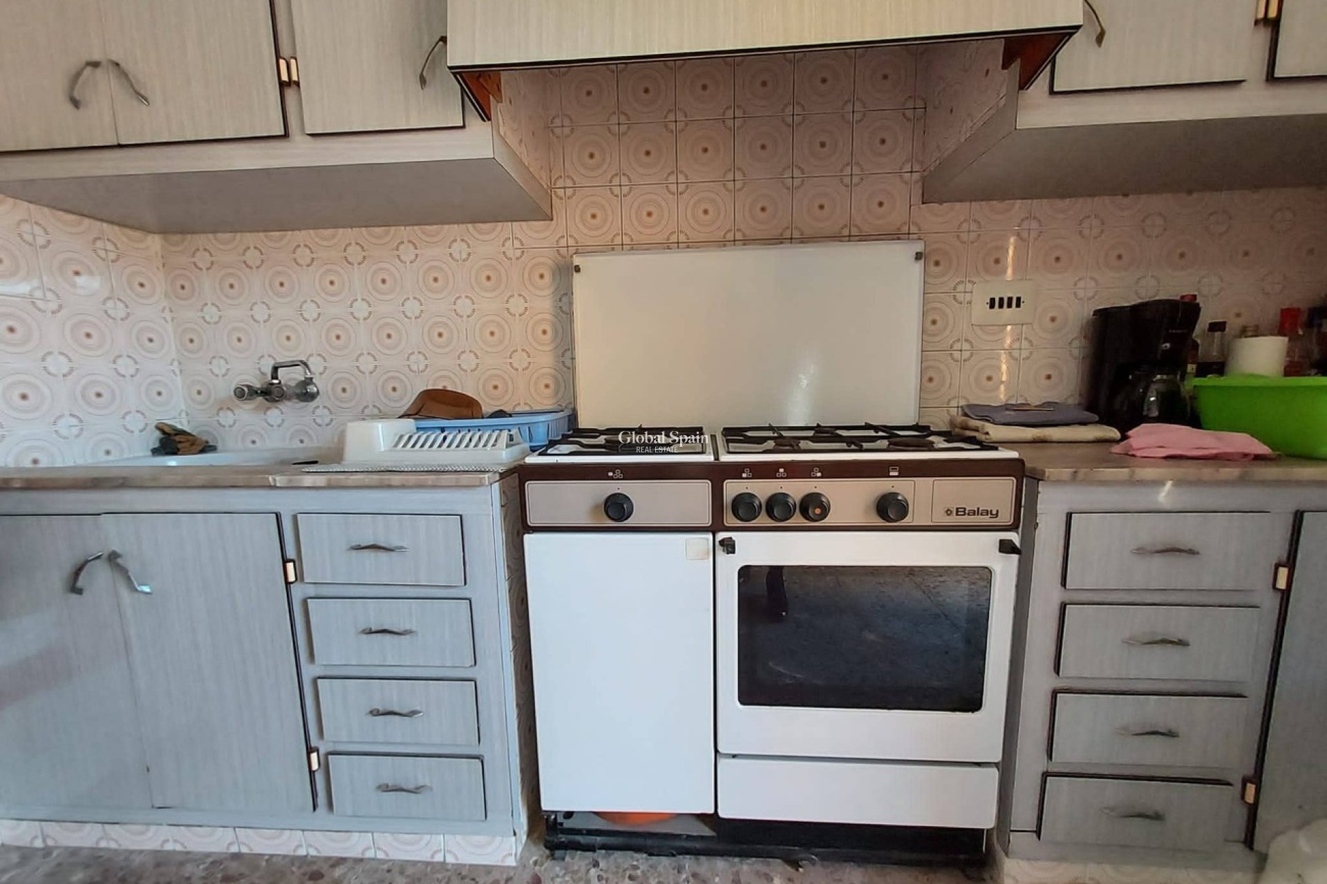 Wederverkoop - HUIS -
ORIHUELA - Desamparados