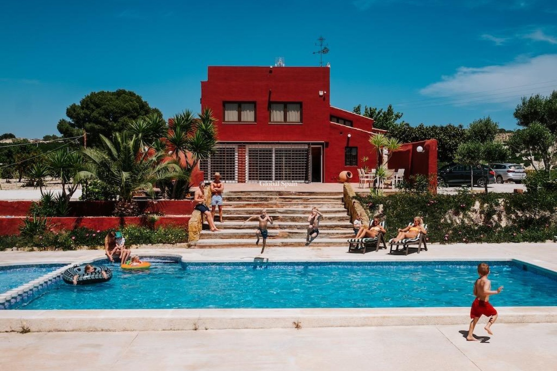 Wederverkoop - HUIS -
ORIHUELA - Inland