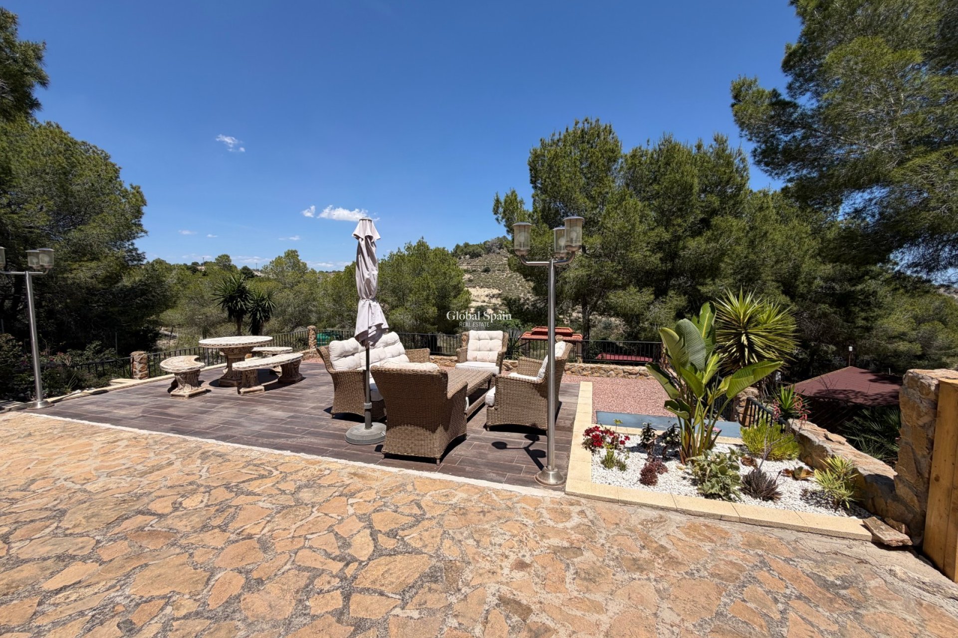 Wederverkoop - HUIS -
ORIHUELA - Inland