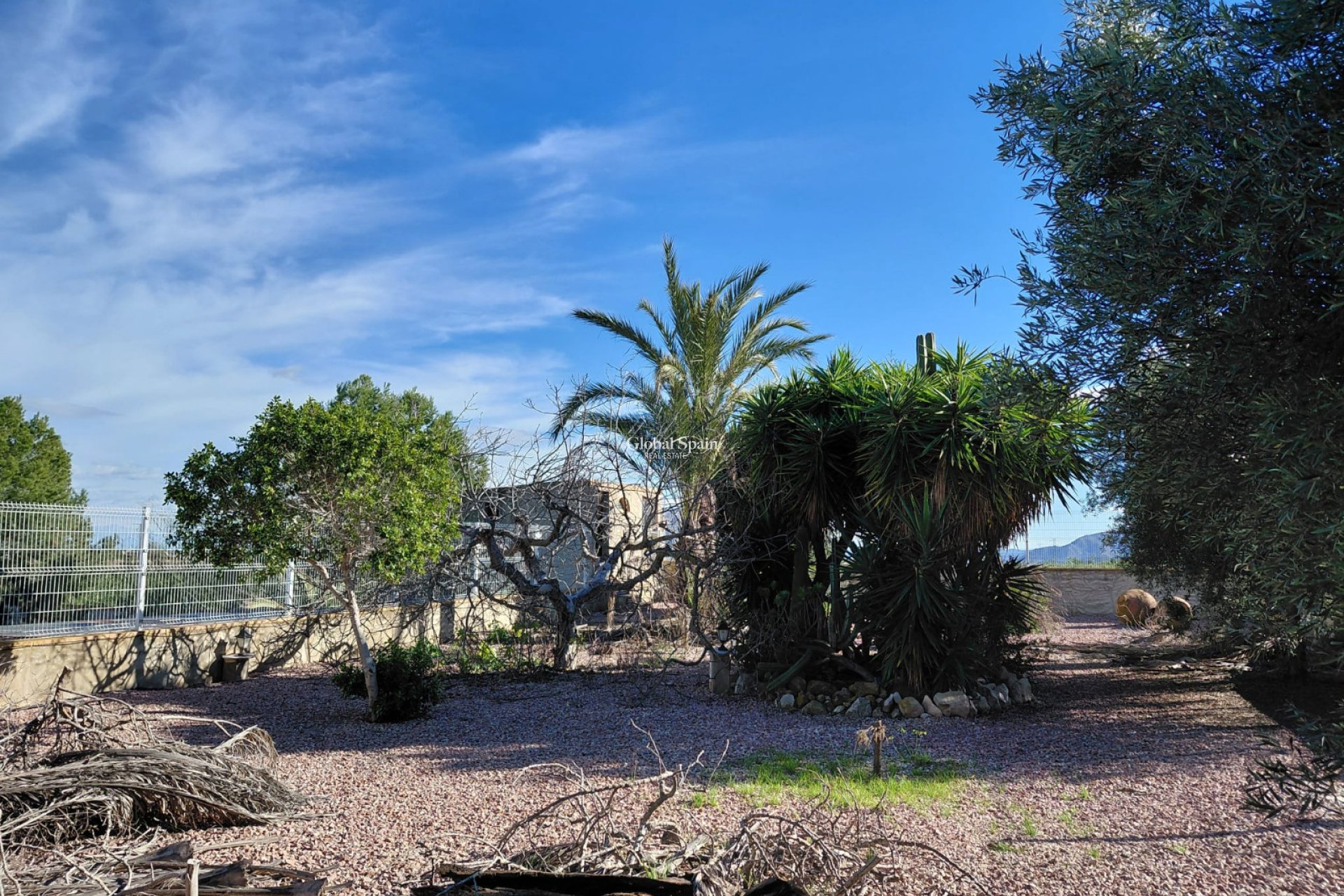 Wederverkoop - HUIS -
ORIHUELA - Inland