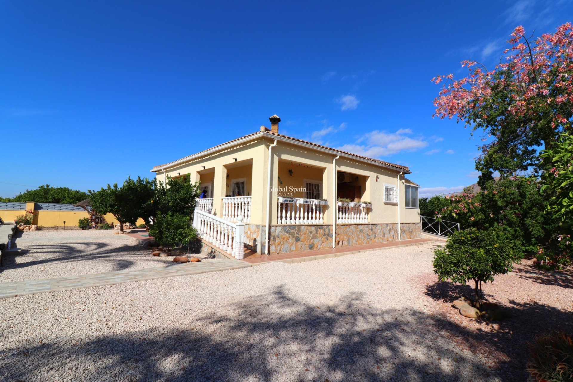 Wederverkoop - HUIS -
Orihuela - La Campaneta