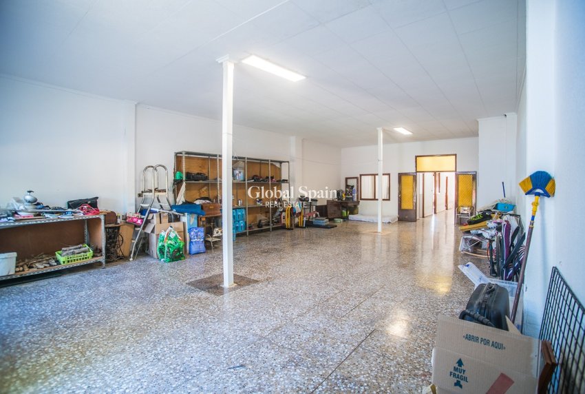 Wederverkoop - HUIS -
ORIHUELA - Redovan