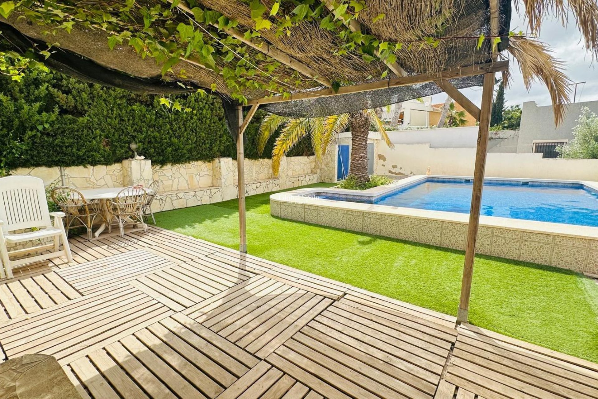 Wederverkoop - HUIS -
ORIHUELA - Urbanización Perla del Mar