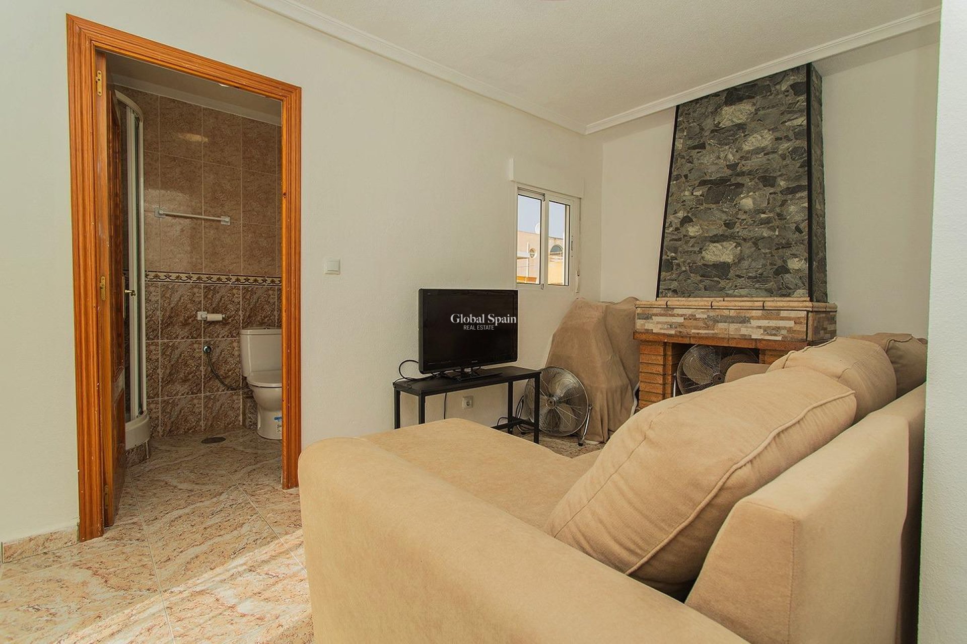 Wederverkoop - HUIS -
ORIHUELA - Urbanización Perla del Mar