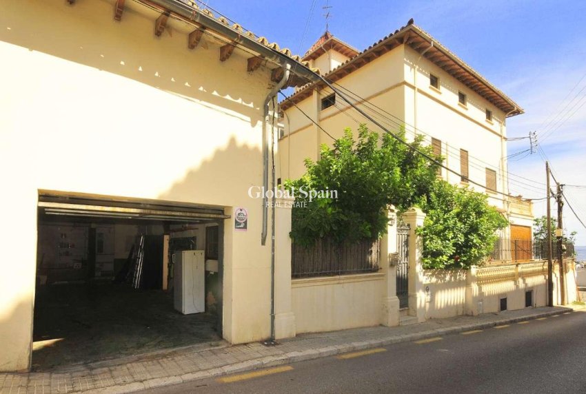 Wederverkoop - HUIS -
PALMA