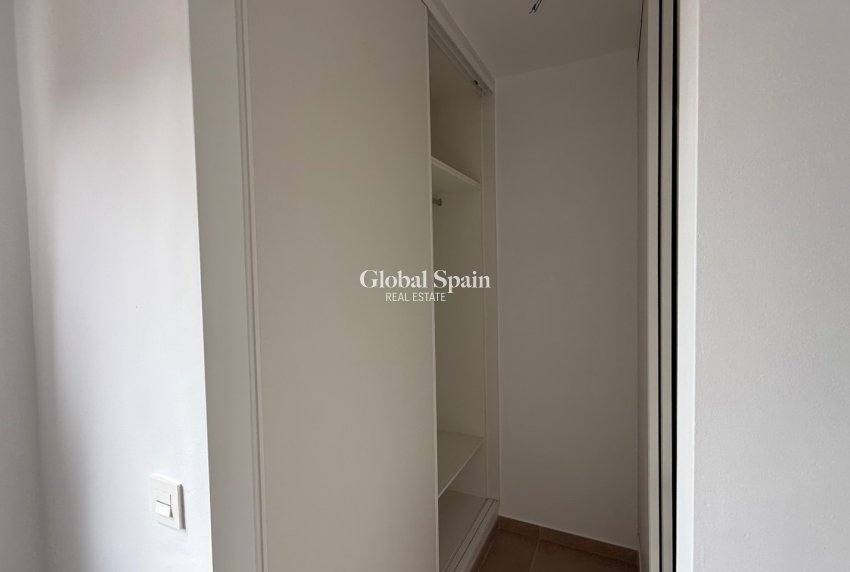 Wederverkoop - HUIS -
PILAR DE LA HORADADA - Costa Blanca Sur