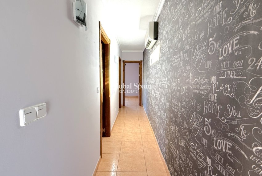 Wederverkoop - HUIS -
PILAR DE LA HORADADA - Costa Blanca Sur