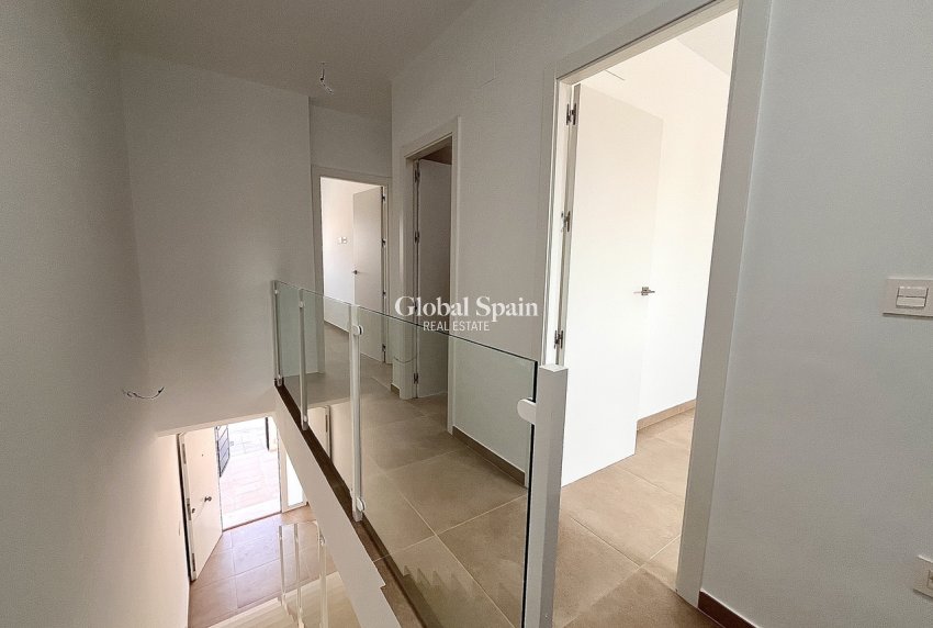 Wederverkoop - HUIS -
PILAR DE LA HORADADA - Costa Blanca