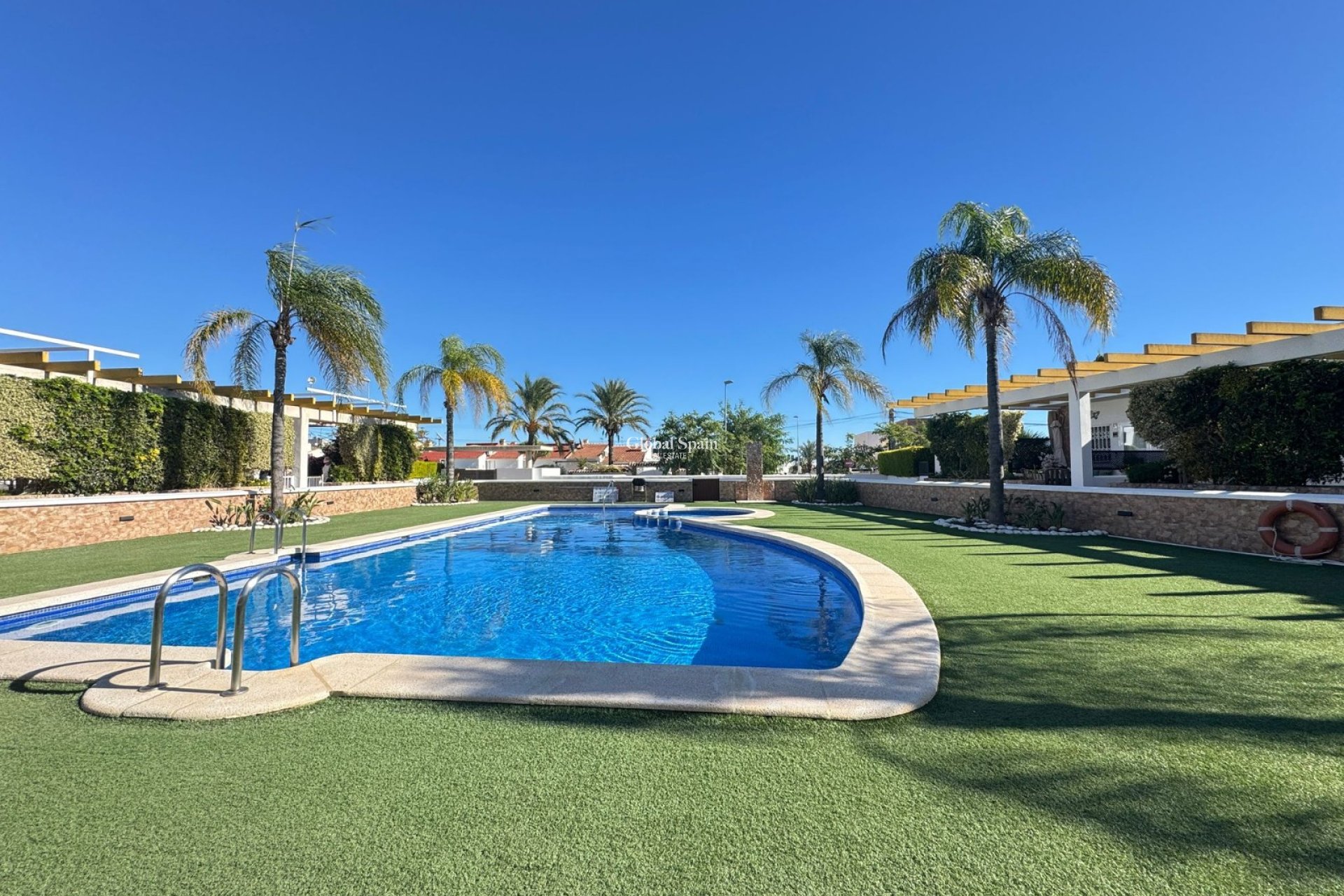 Wederverkoop - HUIS -
PILAR DE LA HORADADA - Costa Blanca