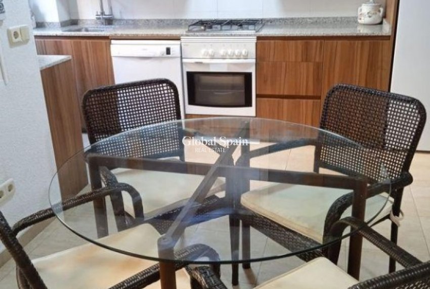 Wederverkoop - HUIS -
PILAR DE LA HORADADA - Costa Blanca