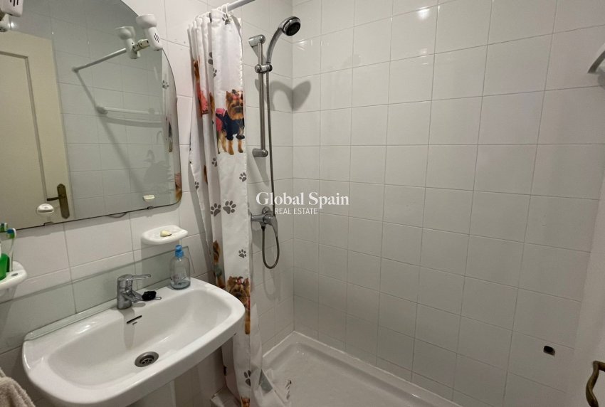 Wederverkoop - HUIS -
PILAR DE LA HORADADA - Costa Blanca