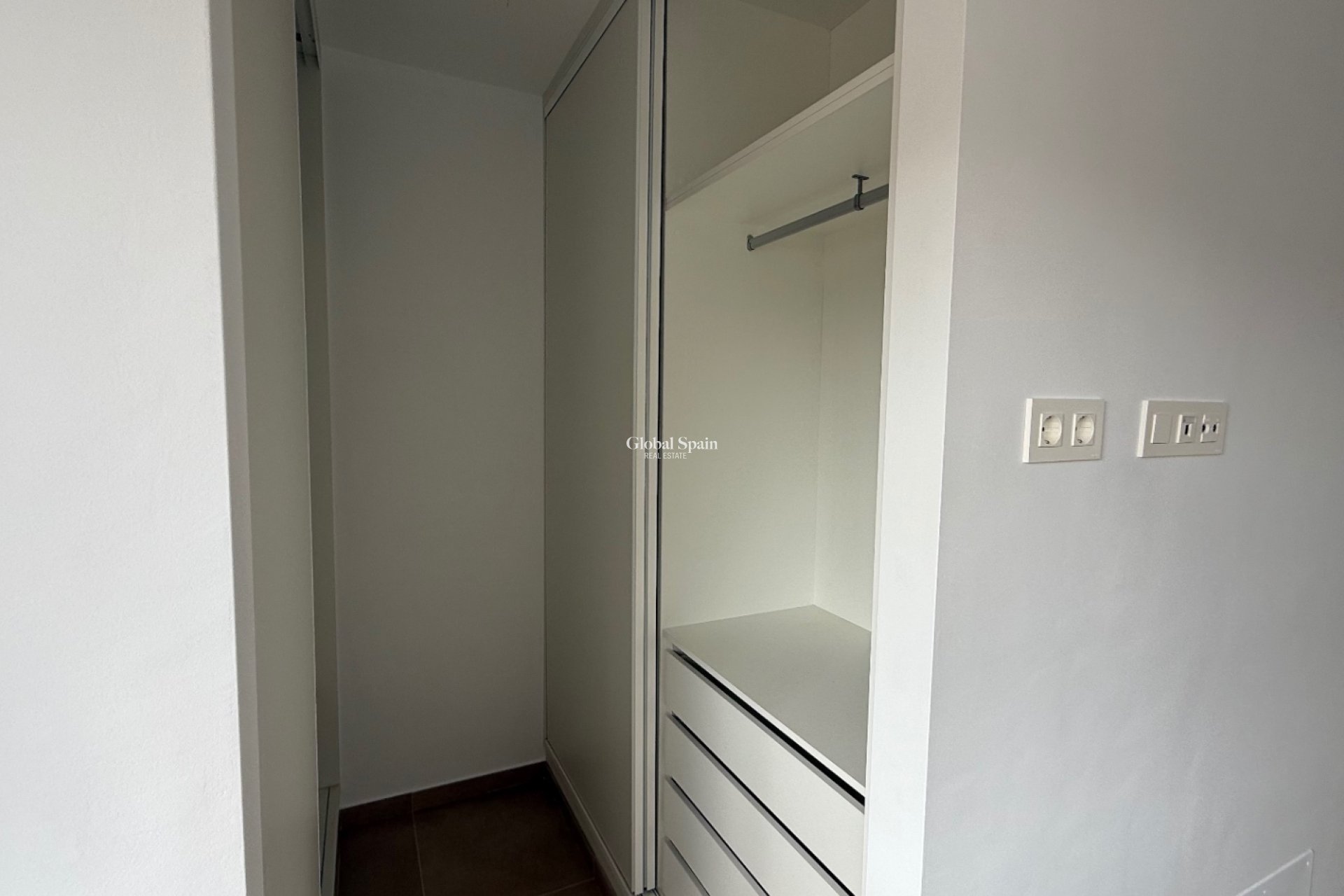 Wederverkoop - HUIS -
PILAR DE LA HORADADA - Costa Blanca