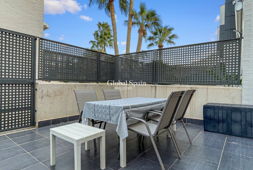Wederverkoop - HUIS -
PILAR DE LA HORADADA - Costa Blanca