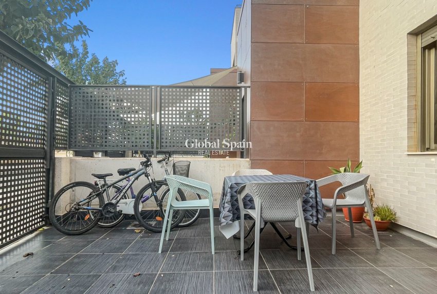 Wederverkoop - HUIS -
PILAR DE LA HORADADA - Costa Blanca