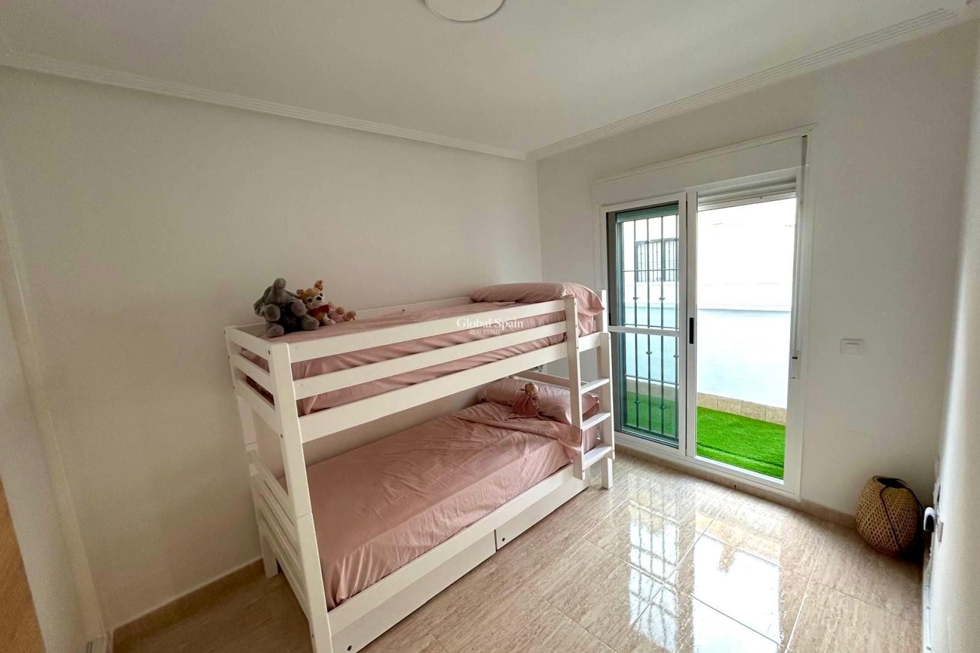 Wederverkoop - HUIS -
PILAR DE LA HORADADA - Playa de las Higuericas