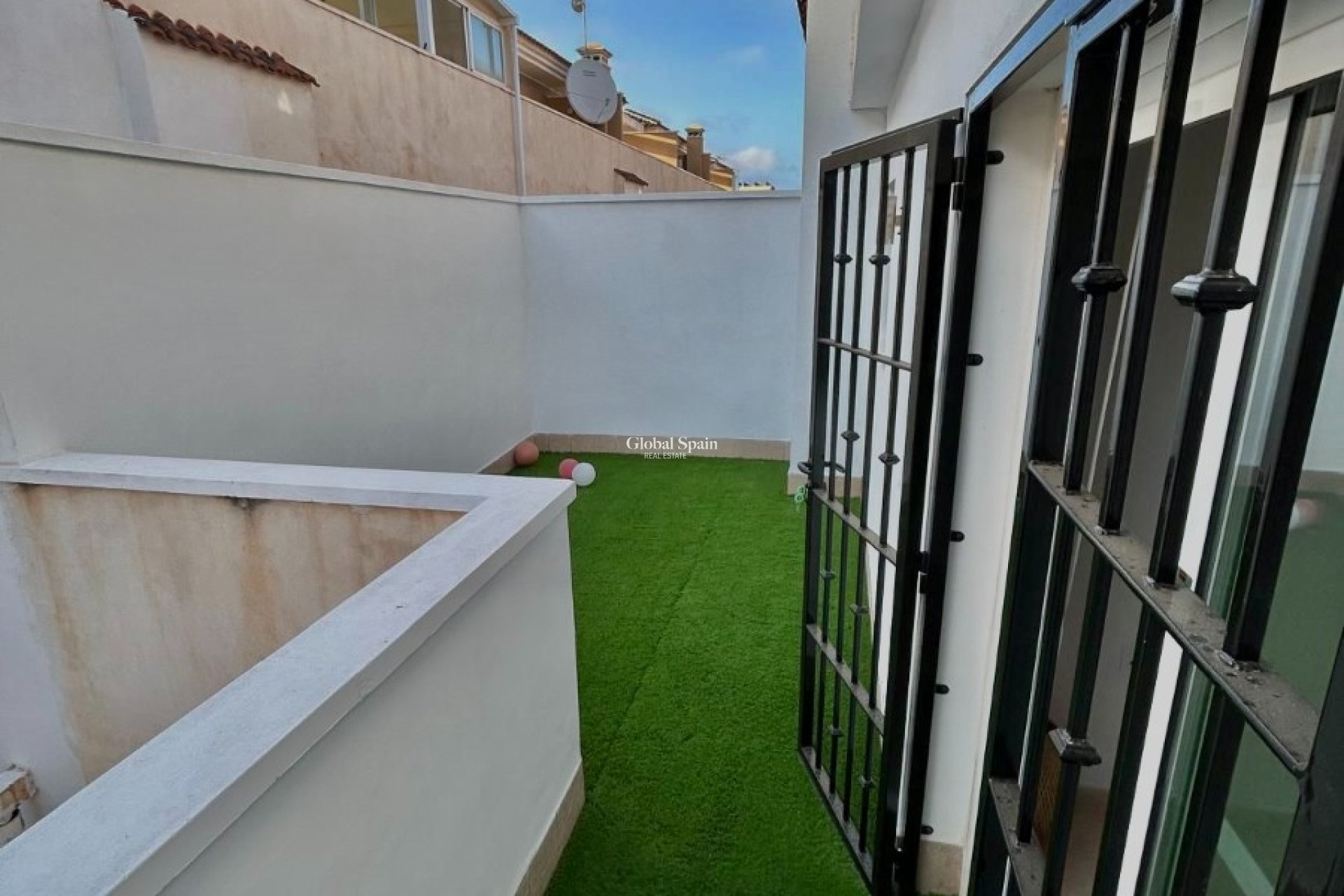 Wederverkoop - HUIS -
PILAR DE LA HORADADA - Playa de las Higuericas
