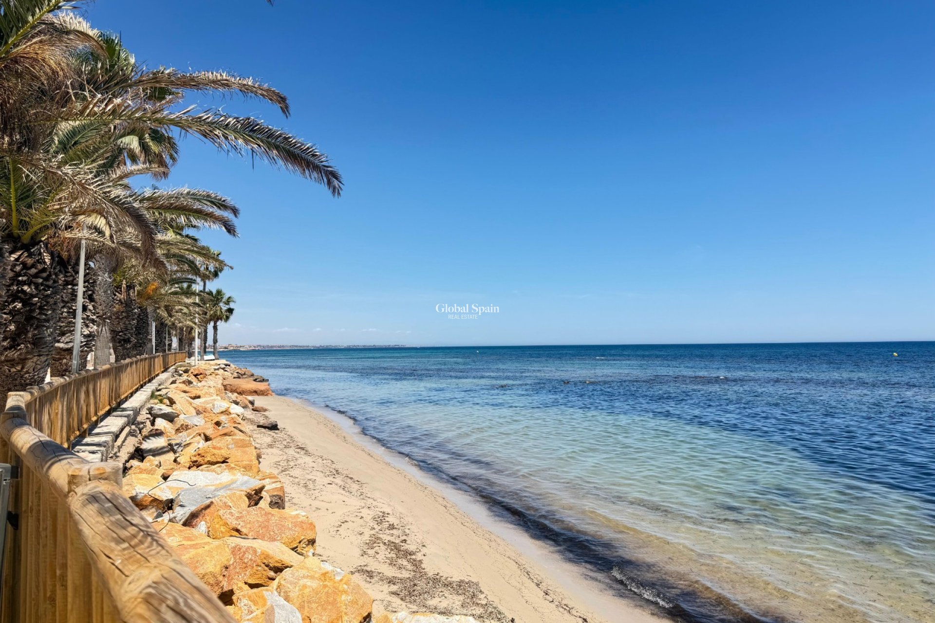 Wederverkoop - HUIS -
PILAR DE LA HORADADA - Playa de las Higuericas