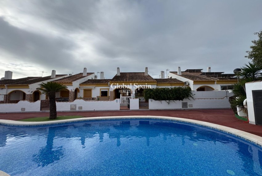 Wederverkoop - HUIS -
PILAR DE LA HORADADA - Torre de la Horadada