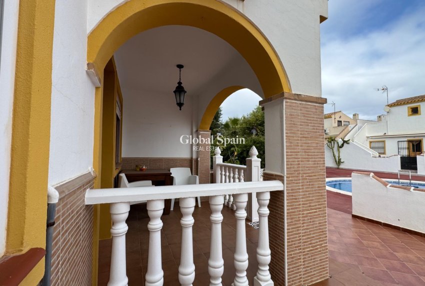 Wederverkoop - HUIS -
PILAR DE LA HORADADA - Torre de la Horadada