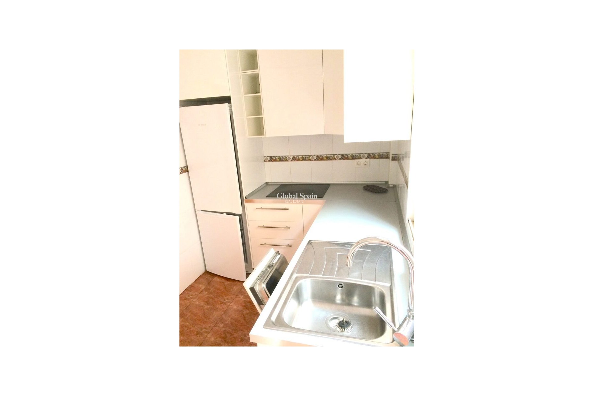 Wederverkoop - HUIS -
PLAYA FLAMENCA - Costa Blanca