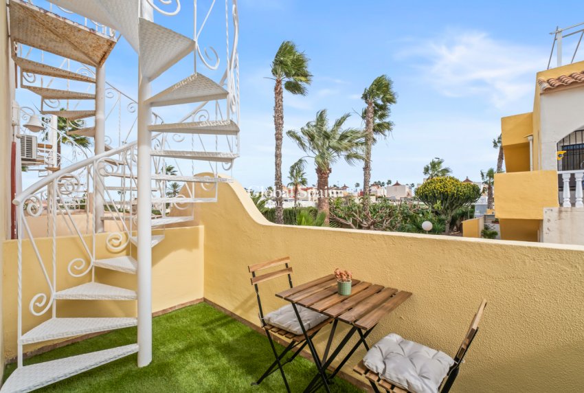 Wederverkoop - HUIS -
PLAYA FLAMENCA - Costa Blanca