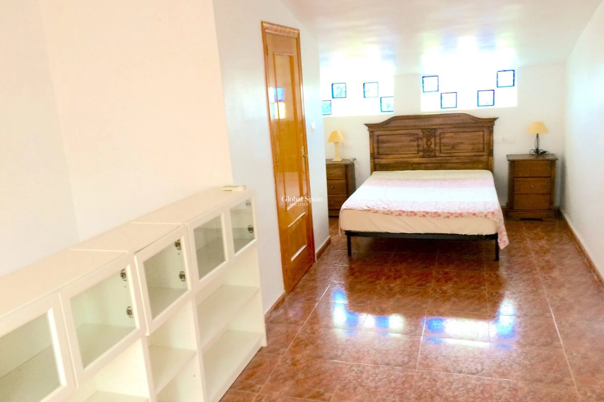 Wederverkoop - HUIS -
PLAYA FLAMENCA - Costa Blanca