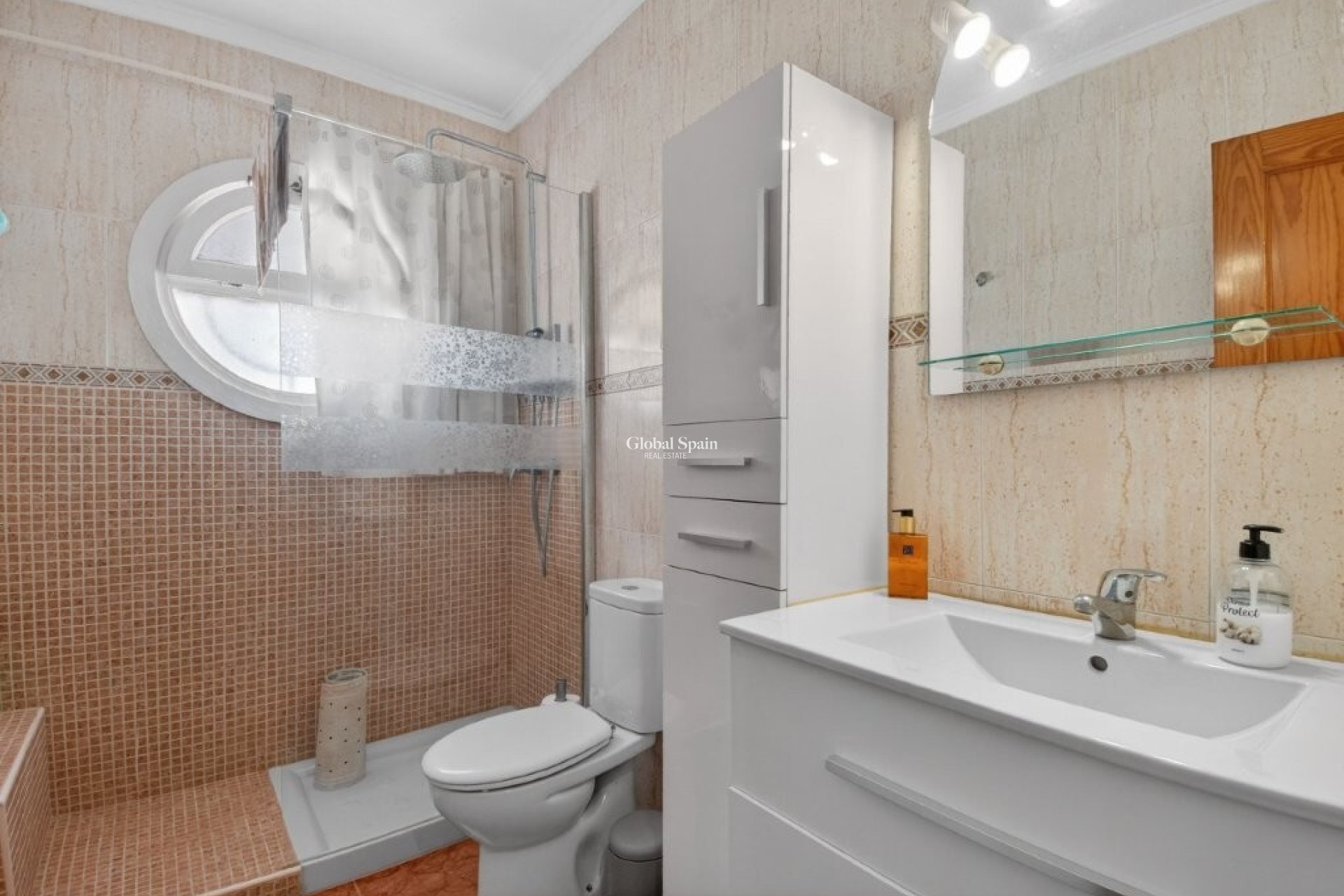 Wederverkoop - HUIS -
PLAYA FLAMENCA - Serena III