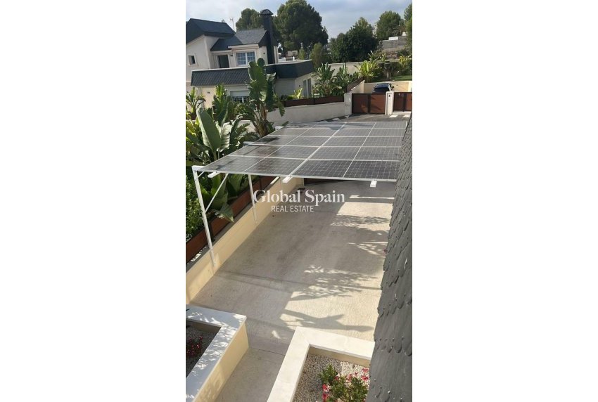 Wederverkoop - HUIS -
POLOP - Costa Blanca