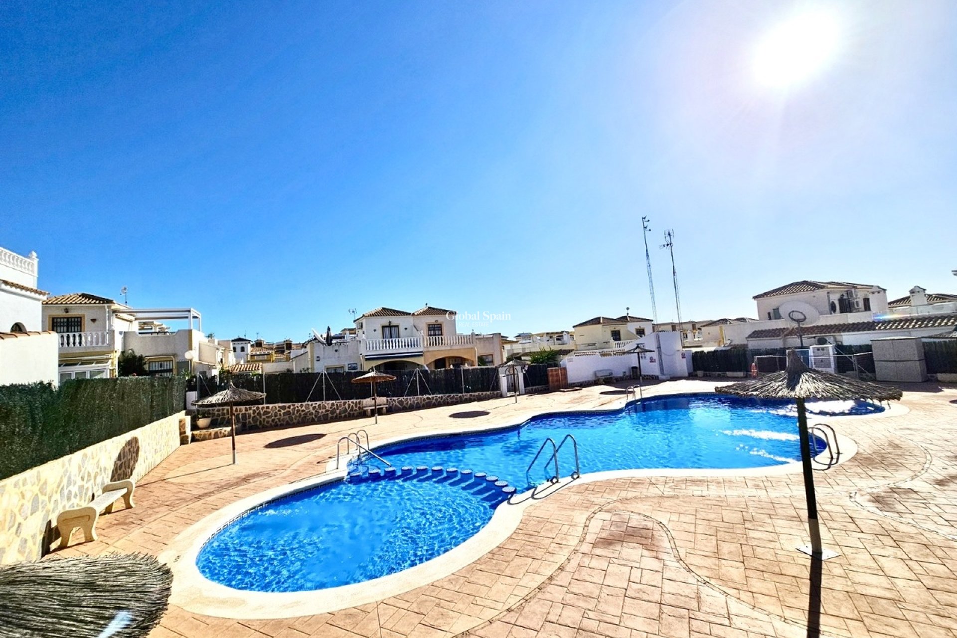 Wederverkoop - HUIS -
PUNTA PRIMA - Costa Blanca
