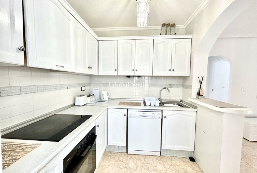 Wederverkoop - HUIS -
PUNTA PRIMA - Costa Blanca