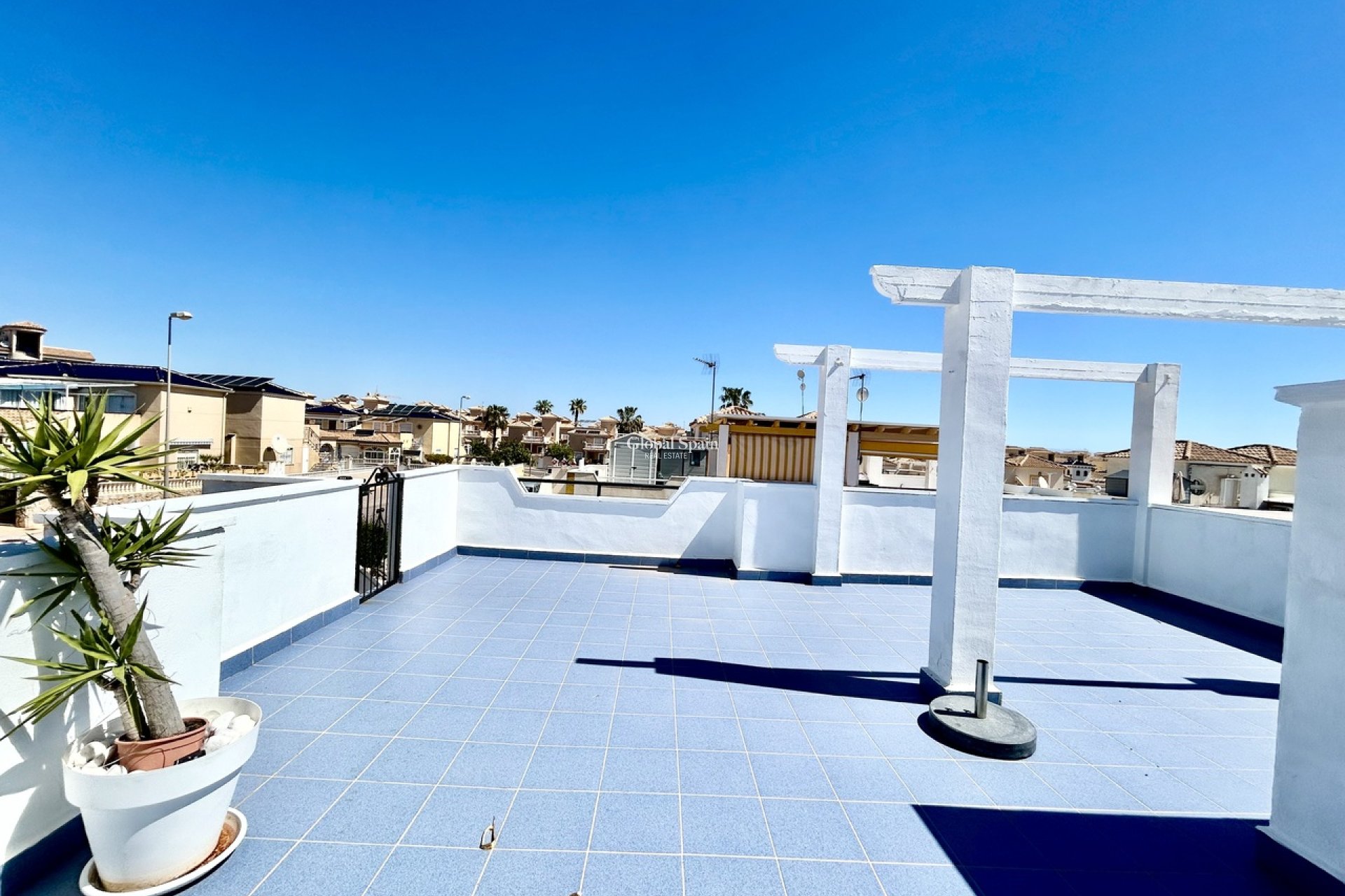 Wederverkoop - HUIS -
PUNTA PRIMA - Costa Blanca