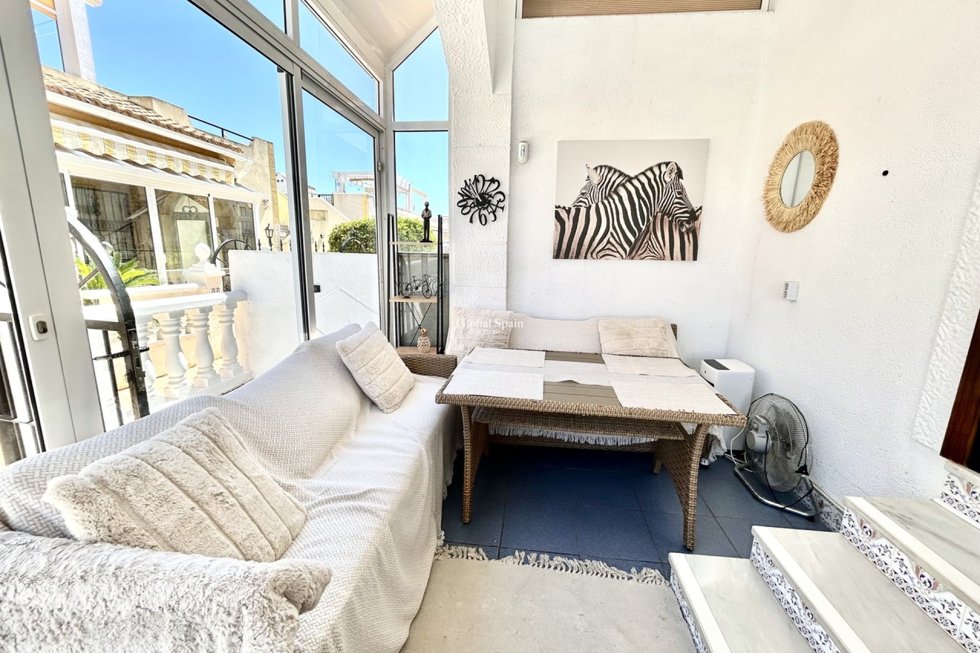 Wederverkoop - HUIS -
PUNTA PRIMA - Costa Blanca