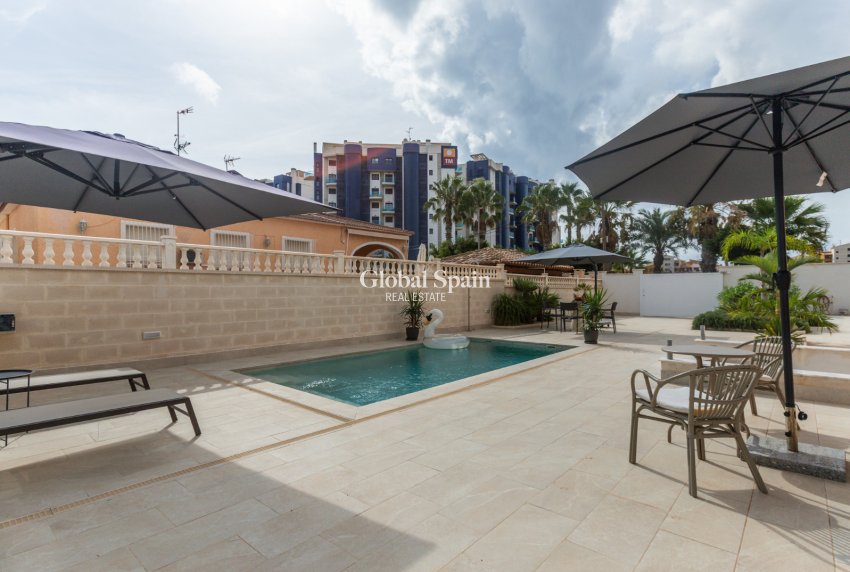 Wederverkoop - HUIS -
PUNTA PRIMA - Costa Blanca