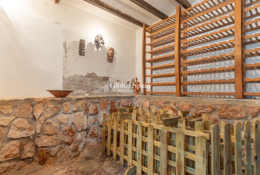 Wederverkoop - HUIS -
PUNTA PRIMA - Costa Blanca