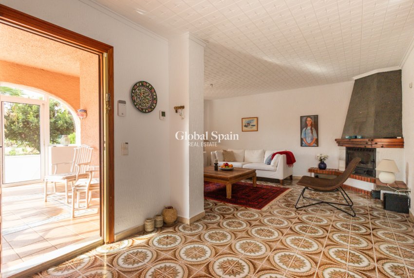 Wederverkoop - HUIS -
PUNTA PRIMA - Costa Blanca