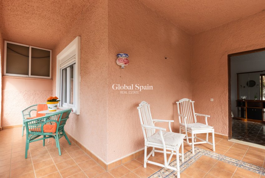 Wederverkoop - HUIS -
PUNTA PRIMA - Costa Blanca
